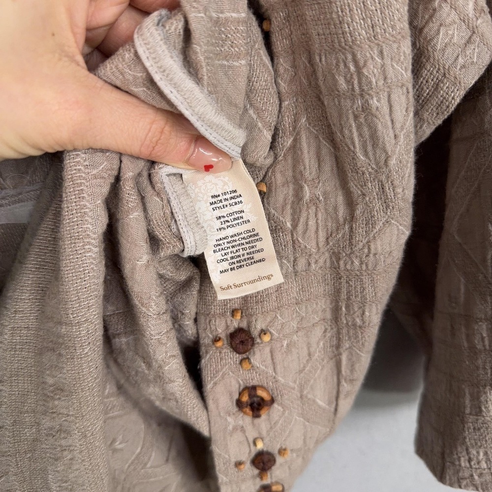 Soft Surroundings Cardigan Sweater Womens 1X Plus Beige Jewel Button Geometric - Picture 6 of 13